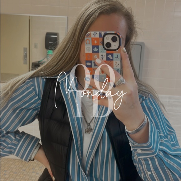 My name is hadley!⚡️work western⚡️fashion western⚡️ - Picture 3 of 10